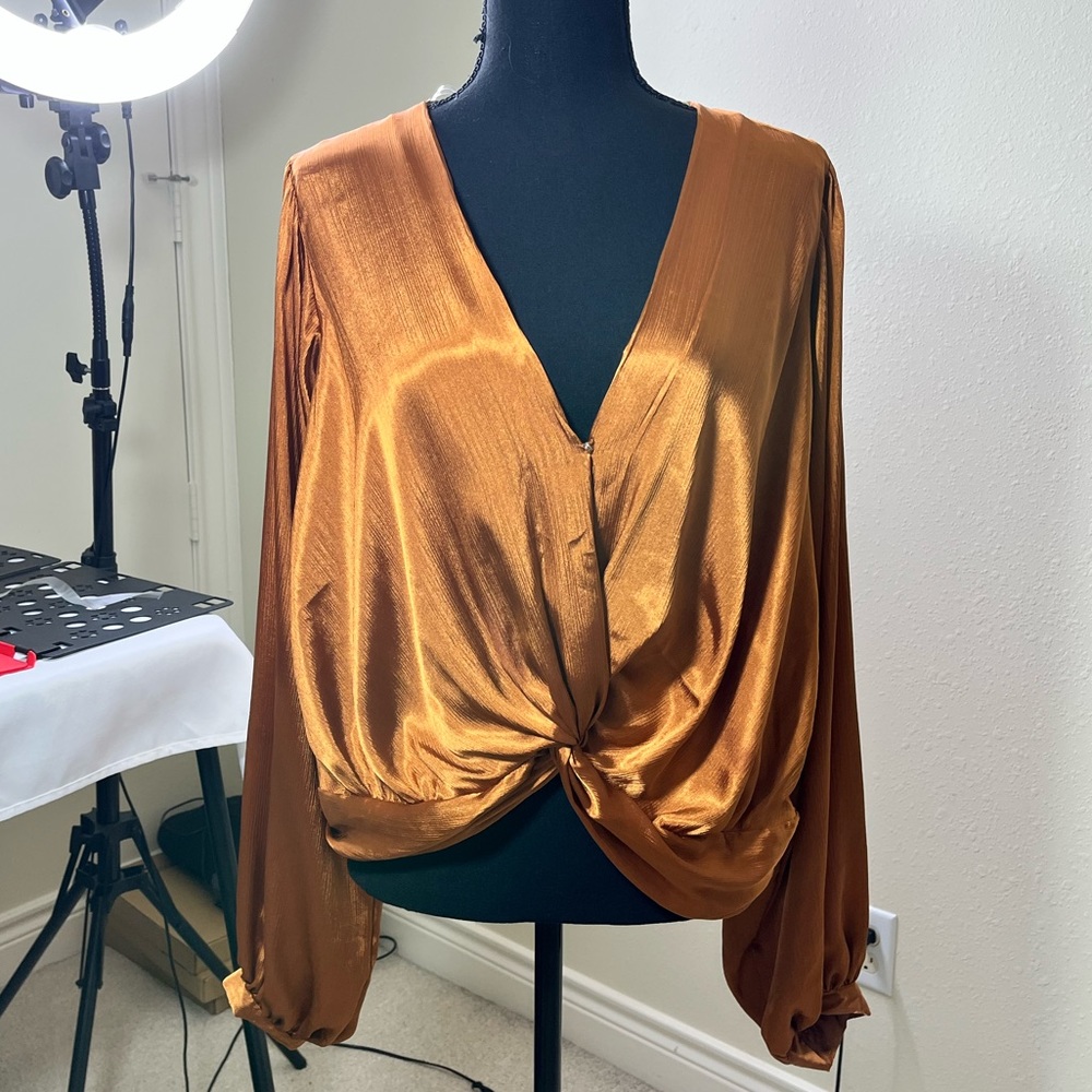 Fashion nova bronze top